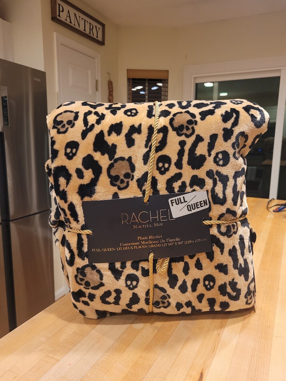 NEW Rachel Roy Leopard Skull Plush Full Queen Blanket in Tan Brown & Black